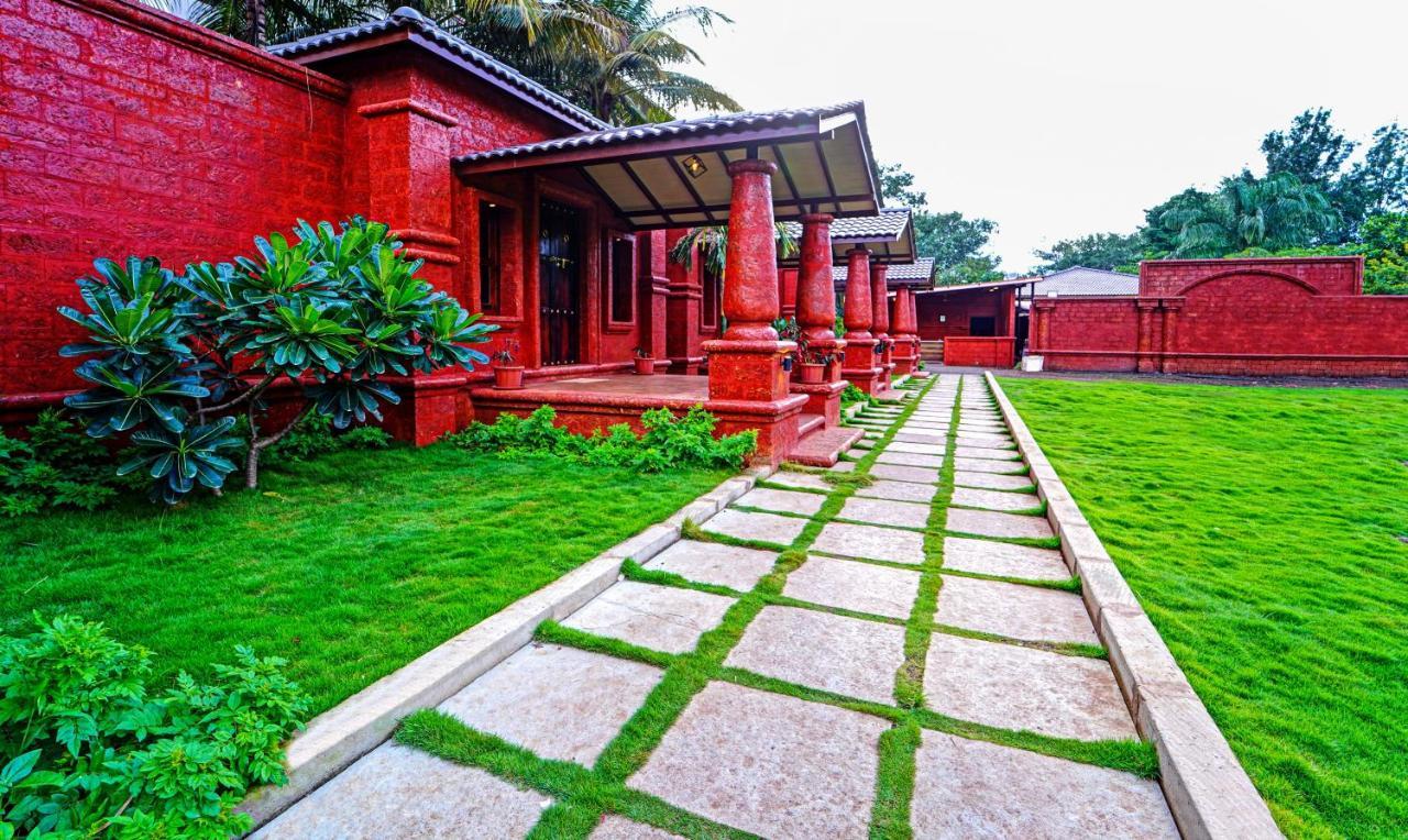 Siddhagiri Hotel And Resort Wai Экстерьер фото